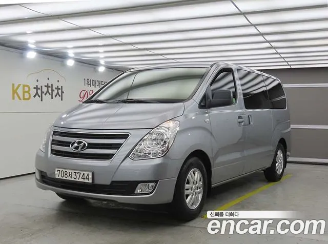 Hyundai Grand Starex 12