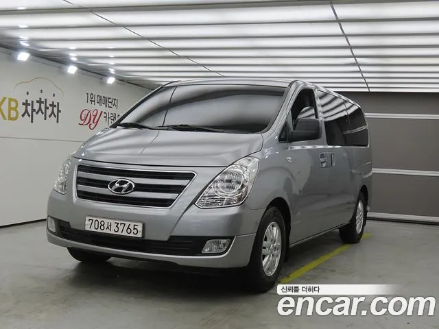 Hyundai Grand Starex 12