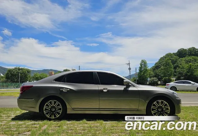 Hyundai VS380 Prestige VIP II