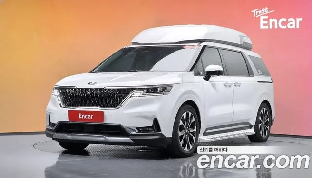 Kia Carnival 4 Gasoline 9