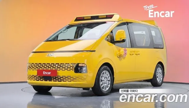 Hyundai Staria L3.5 15