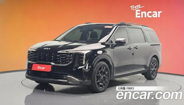 Kia The New Carnival 4 7