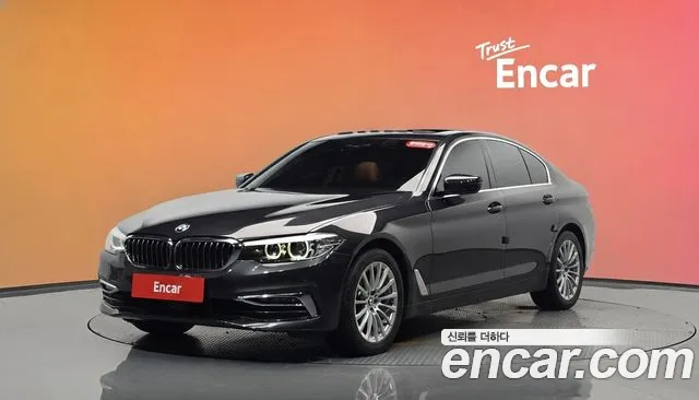 BMW 5 (G30) 520i
