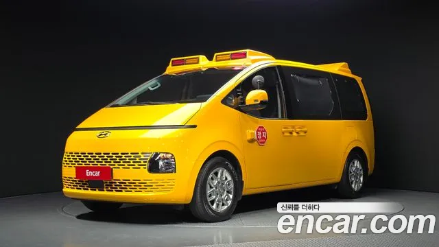 Hyundai Staria L3.5 11