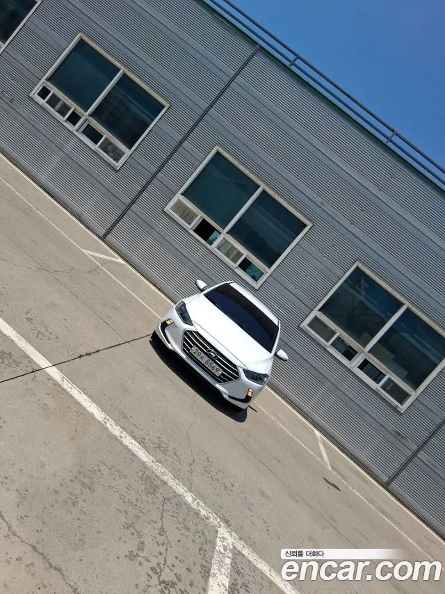 Hyundai Avante AD 1.6 GDI