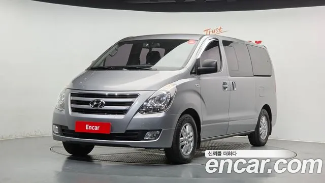 Hyundai Grand Starex 12