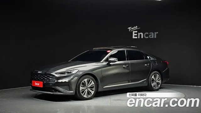 Kia K8 Hybrid Noblesse