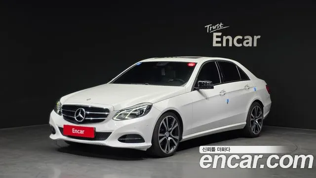 Mercedes-Benz E- W212 E220