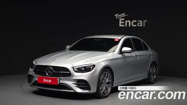 Mercedes-Benz E- W213 E220d 4MATIC AMG Line