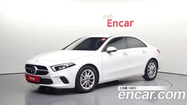 Mercedes-Benz A- W177 A220