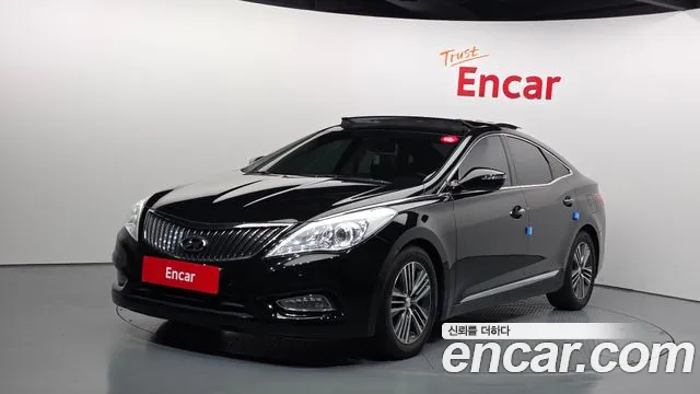 Hyundai Grandeur HG HG240