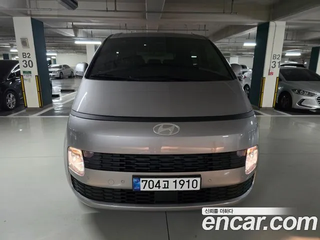 Hyundai The New Staria L3.5 11