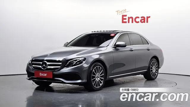 Mercedes-Benz E- W213 E220d 4MATIC