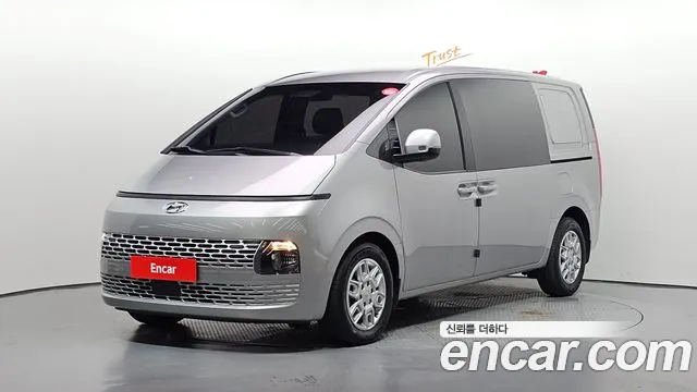 Hyundai Staria 5