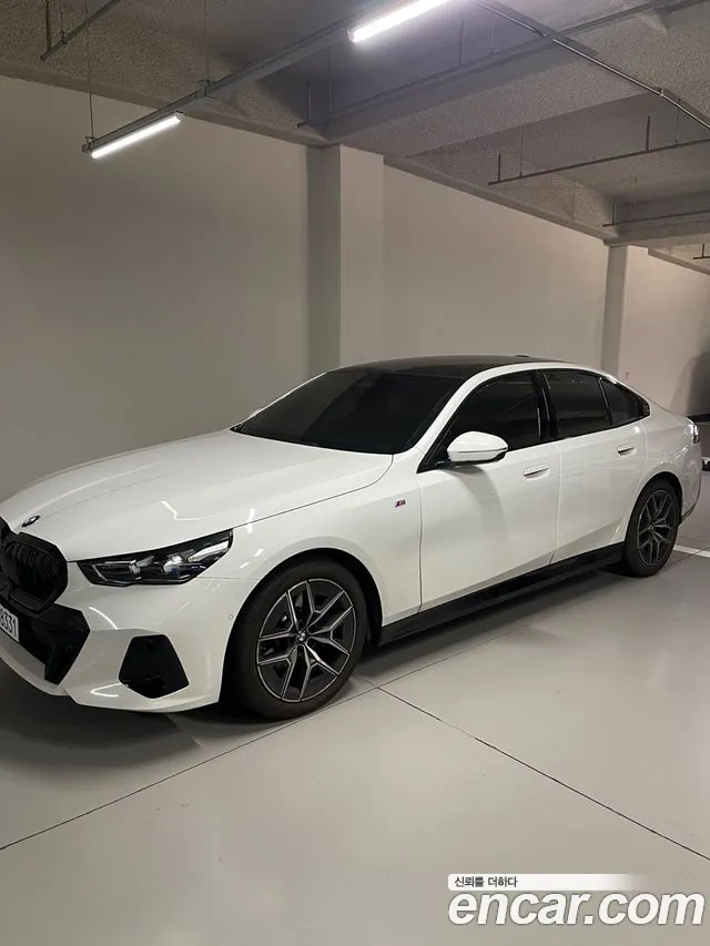 BMW 5 (G60) 520i M