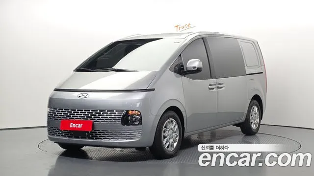 Hyundai Staria 5