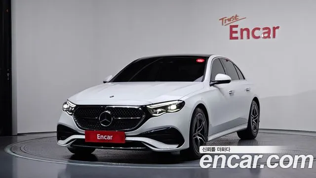 Mercedes-Benz E- W214 E300 4MATIC AMG Line