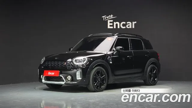 MINI Cooper Countryman 2