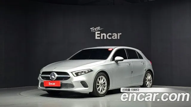 Mercedes-Benz A- W177 A220