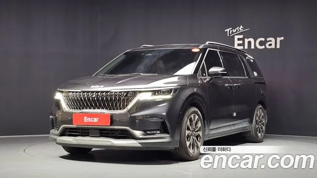 Kia Carnival 4 Gasoline 9 Signature