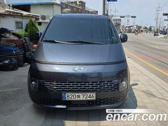 Hyundai Staria 3