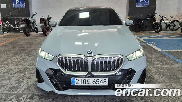 BMW 5 (G60) 523d M