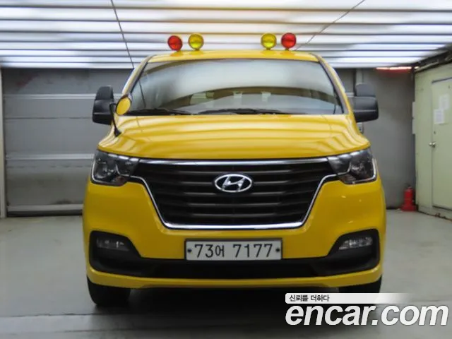 Hyundai The New Grand Starex LPi