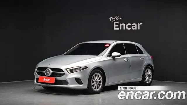 Mercedes-Benz A- W177 A220