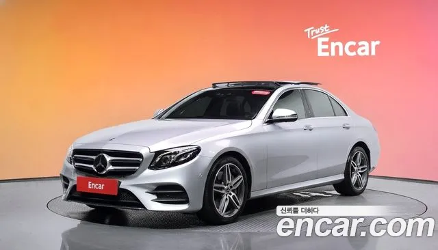 Mercedes-Benz E- W213 E300 4MATIC AMG Line
