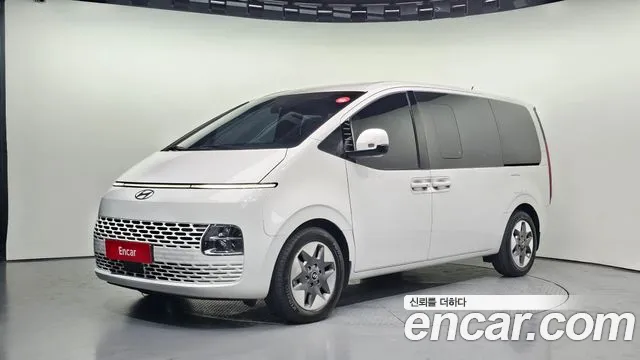 Hyundai Staria 9
