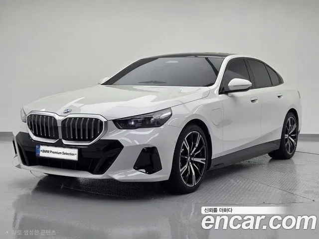 BMW 5 (G60) 530e M