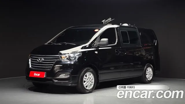 Hyundai The New Grand Starex 5