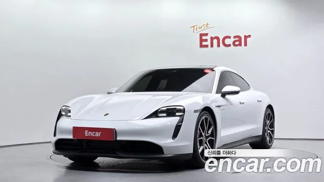 Porsche Taycan 4S