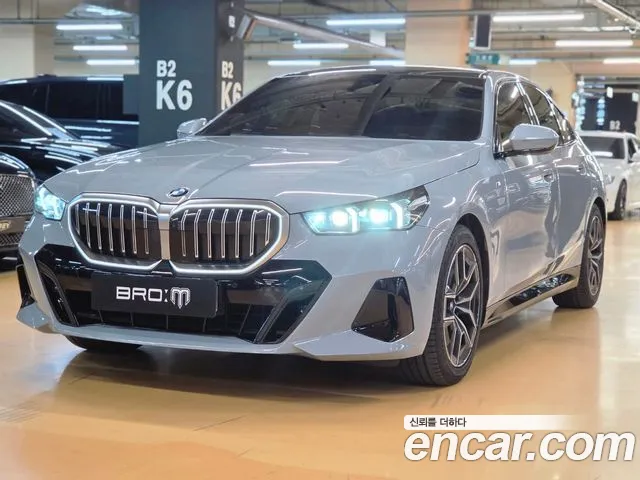 BMW 5 (G60) 520i M