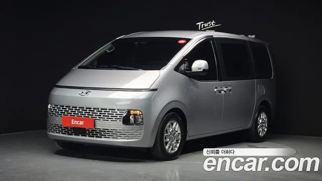 Hyundai Staria 5