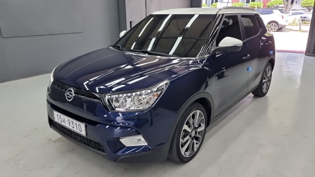 KG Mobility(SsangYong) Tivoli LX 2WD