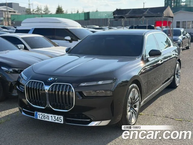 BMW 7 (G70) 740i sDrive