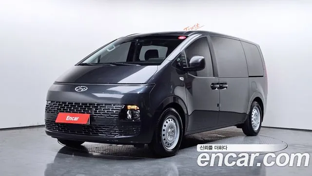 Hyundai Staria 11