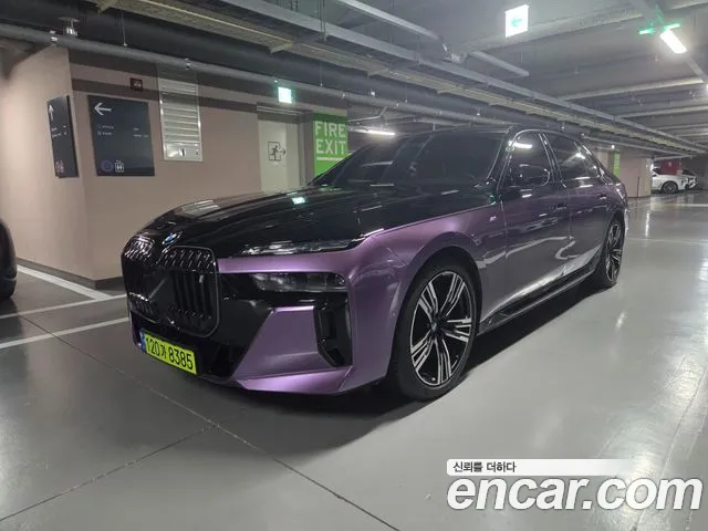 BMW i7 (G70) xDrive 60 M