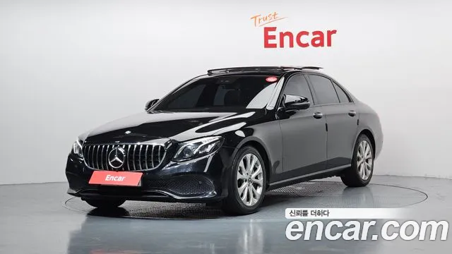 Mercedes-Benz E- W213 E300