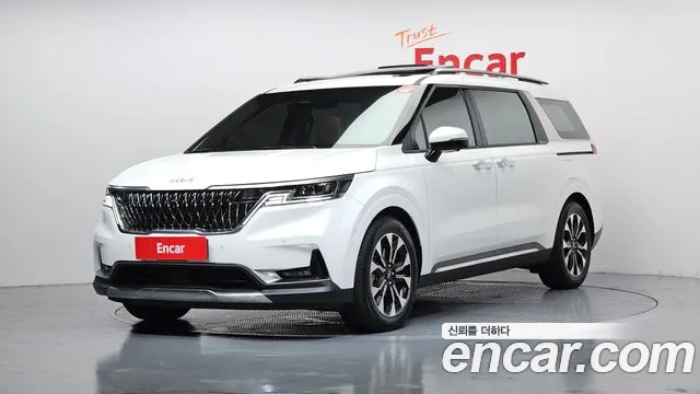 Kia Carnival 4 Gasoline 9 Signature