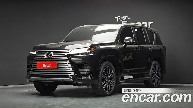 Lexus LX 4 700h