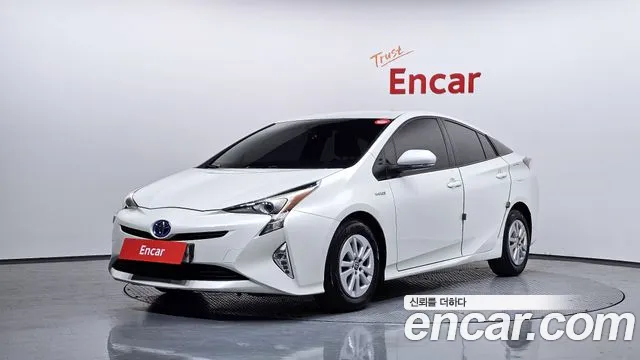 Toyota Prius 4 1.8 E