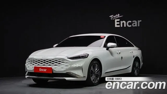 Kia K8 Hybrid Noblesse