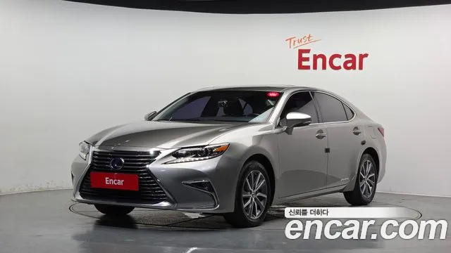 Lexus ES300h XV60