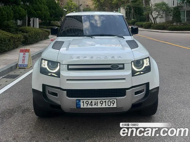 Land Rover Defender (L663) 90 D250 SE