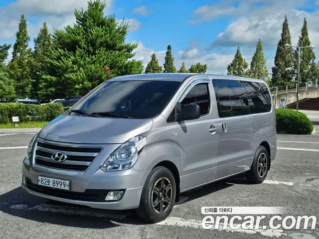 Hyundai Grand Starex 5