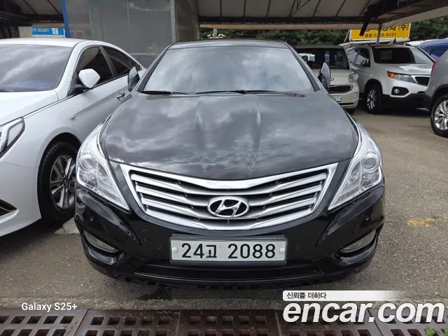 Hyundai Grandeur HG HG240