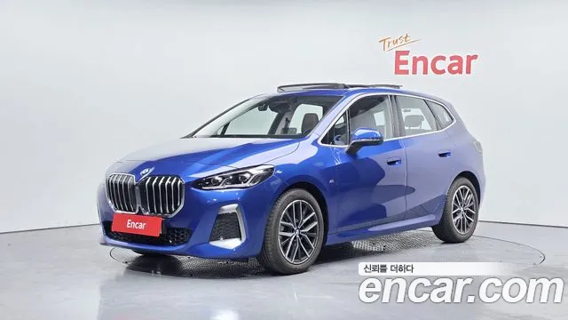 BMW 2 (U06) 220i M