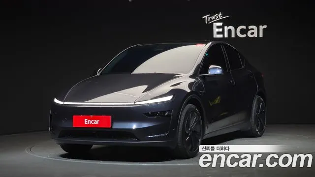 Tesla Y RWD